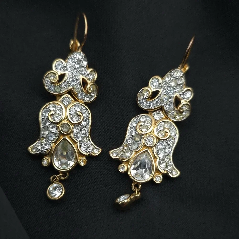 Swarovski‎ Crystal Swan Signed 2 inch Long Dangling Chandelier PIERCED Earrings